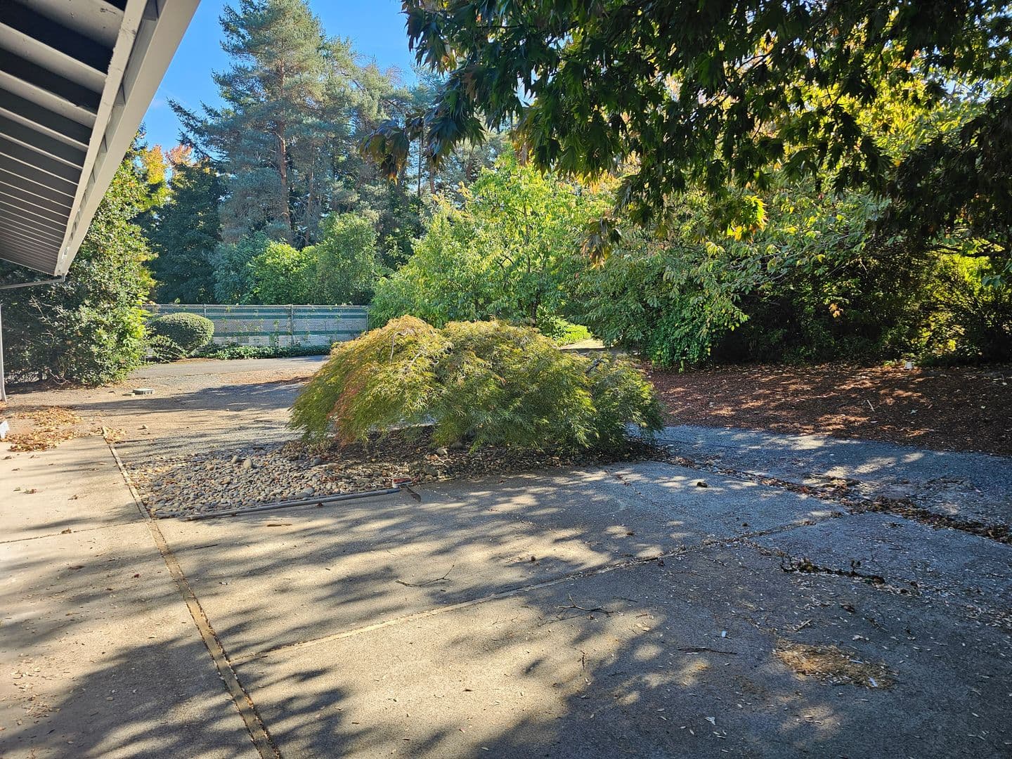 Portland House: 8950 SW Jamieson Road