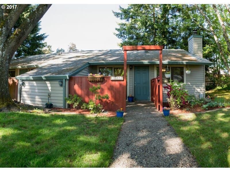 Tigard Apartment: 10845 SW 121st Avenue