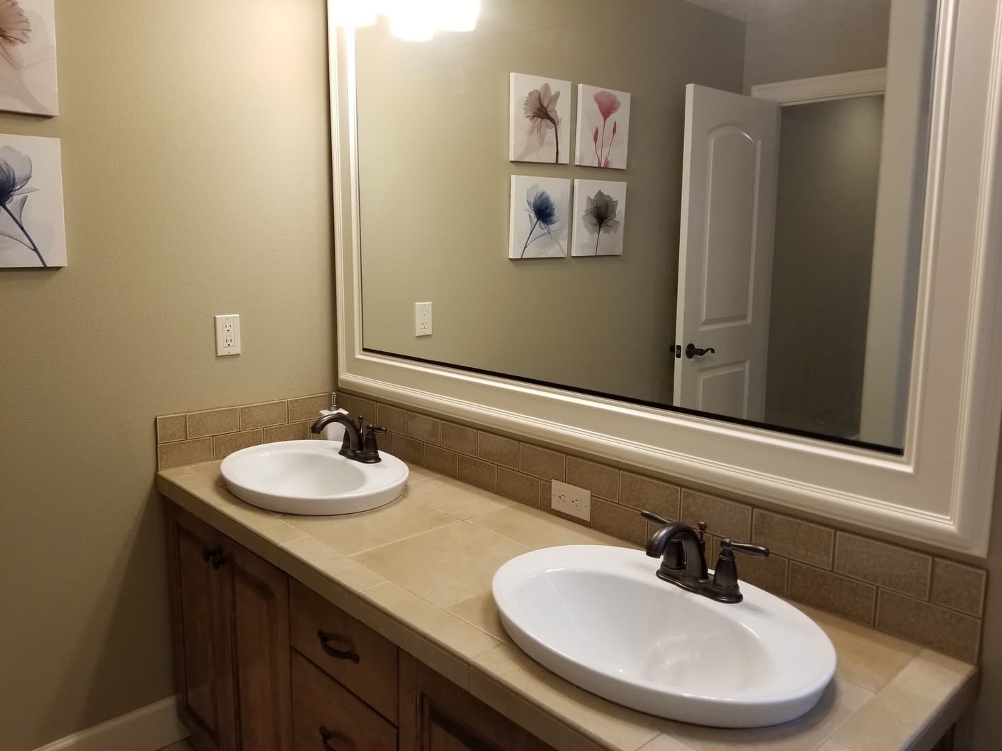 Portland House: 5671 NW 135th Avenue