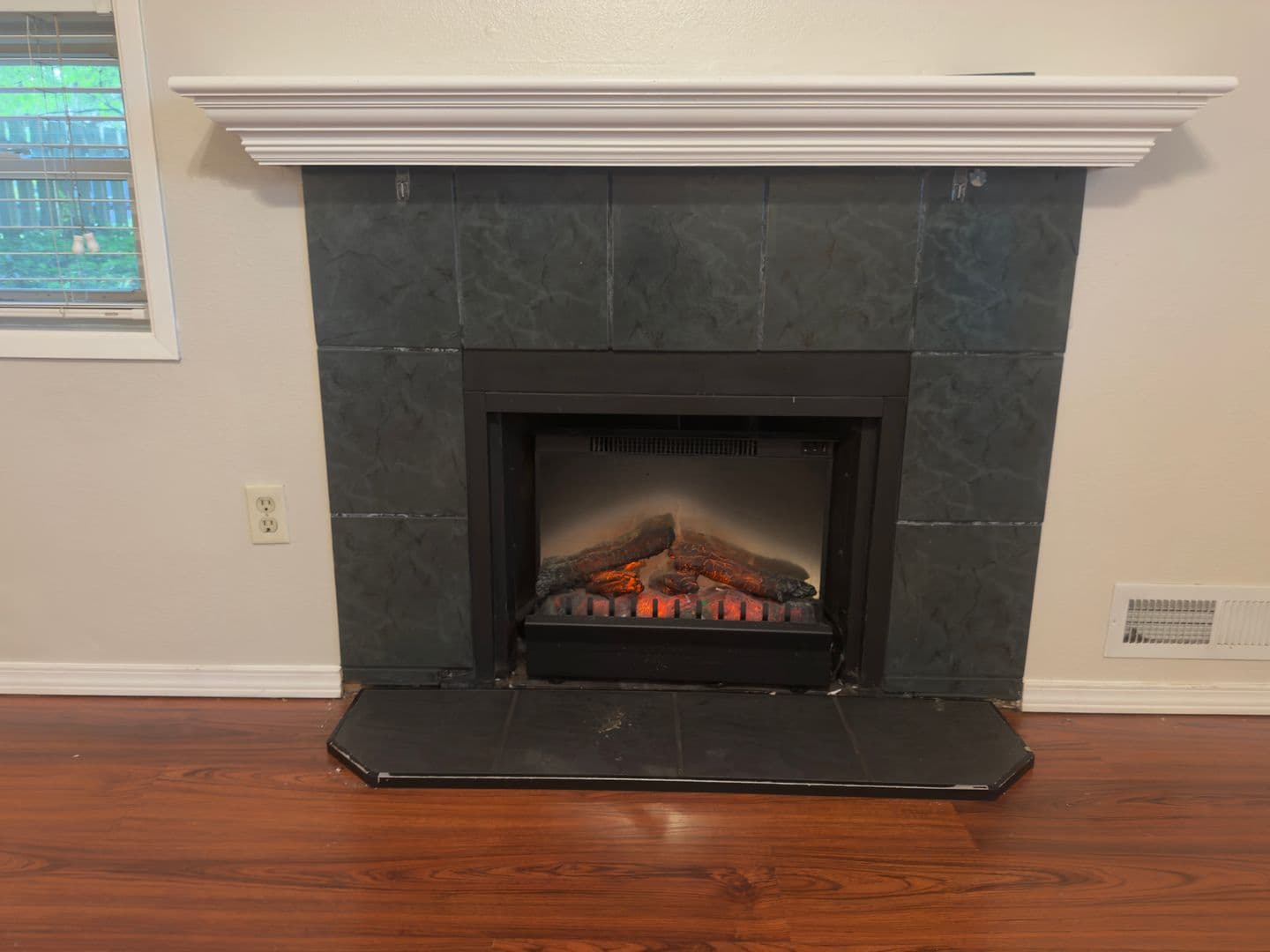 Tigard Apartment: 10845 SW 121st Avenue