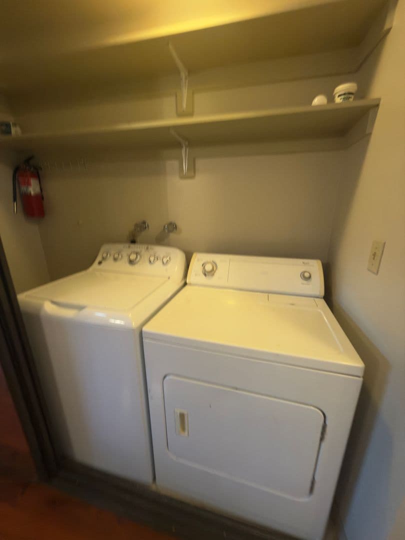 Tigard Apartment: 10845 SW 121st Avenue