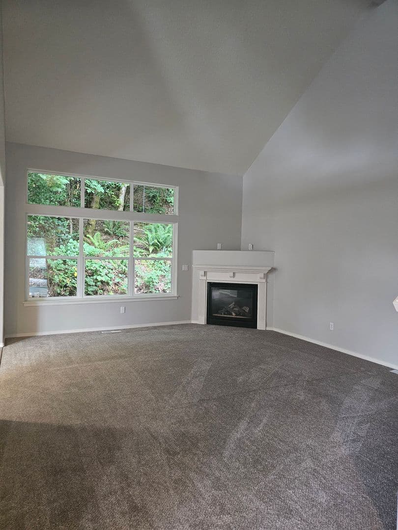 Tigard Townhome: 13200 SW Hidden Creek Place