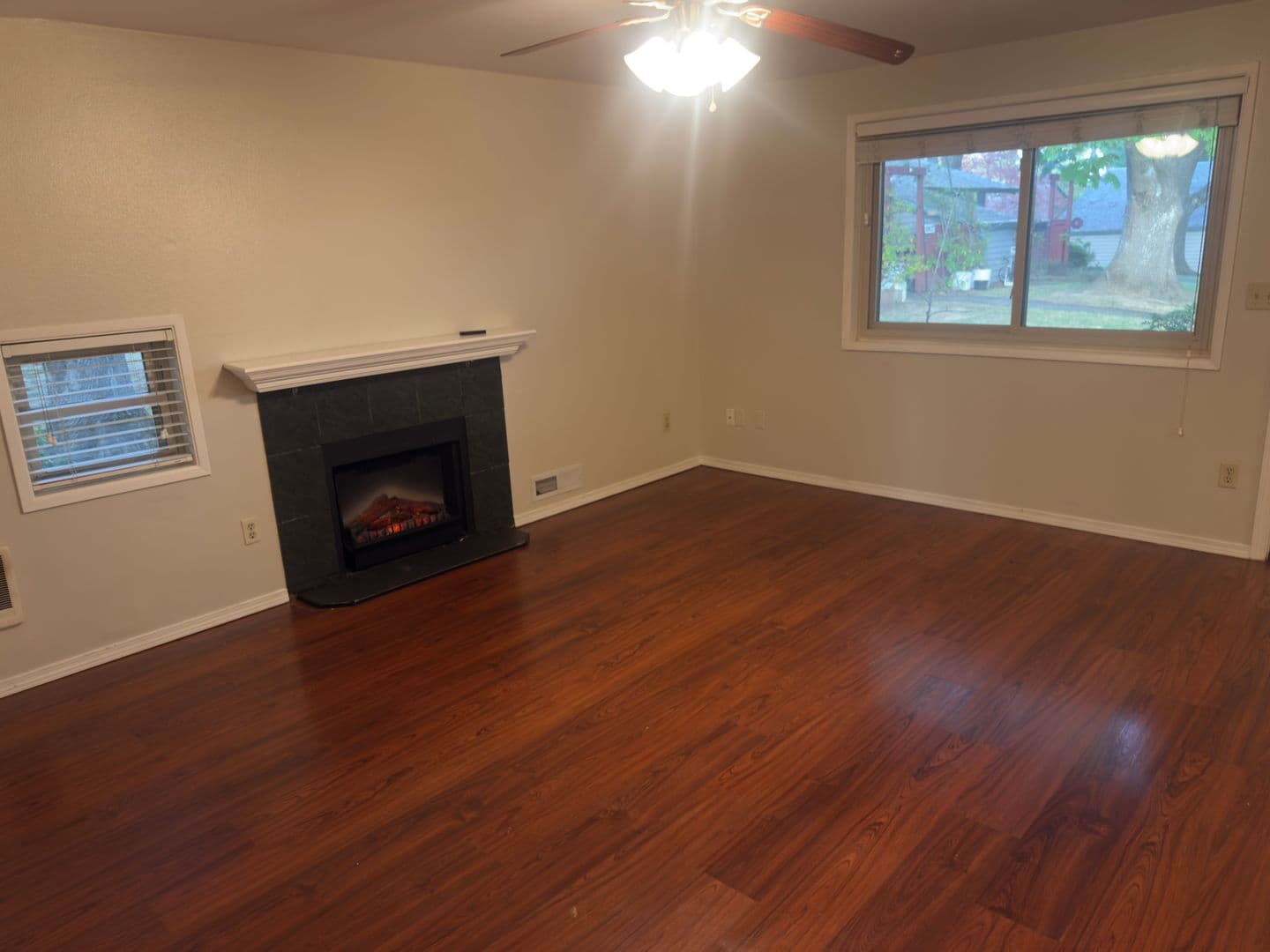 Tigard Apartment: 10845 SW 121st Avenue