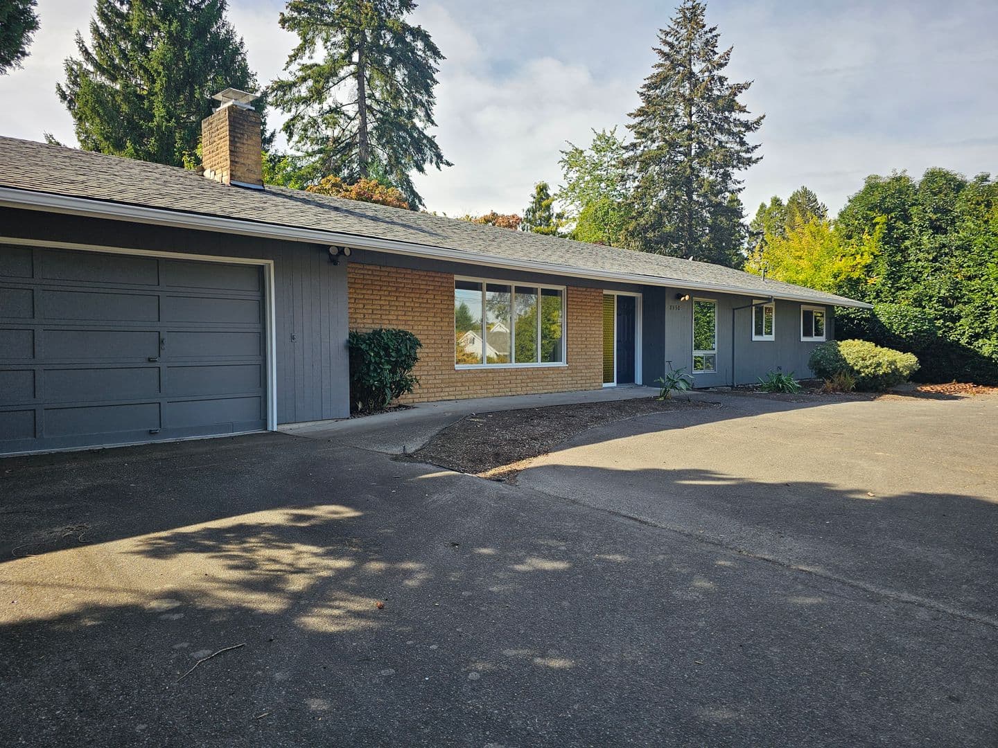 Portland House: 8950 SW Jamieson Road