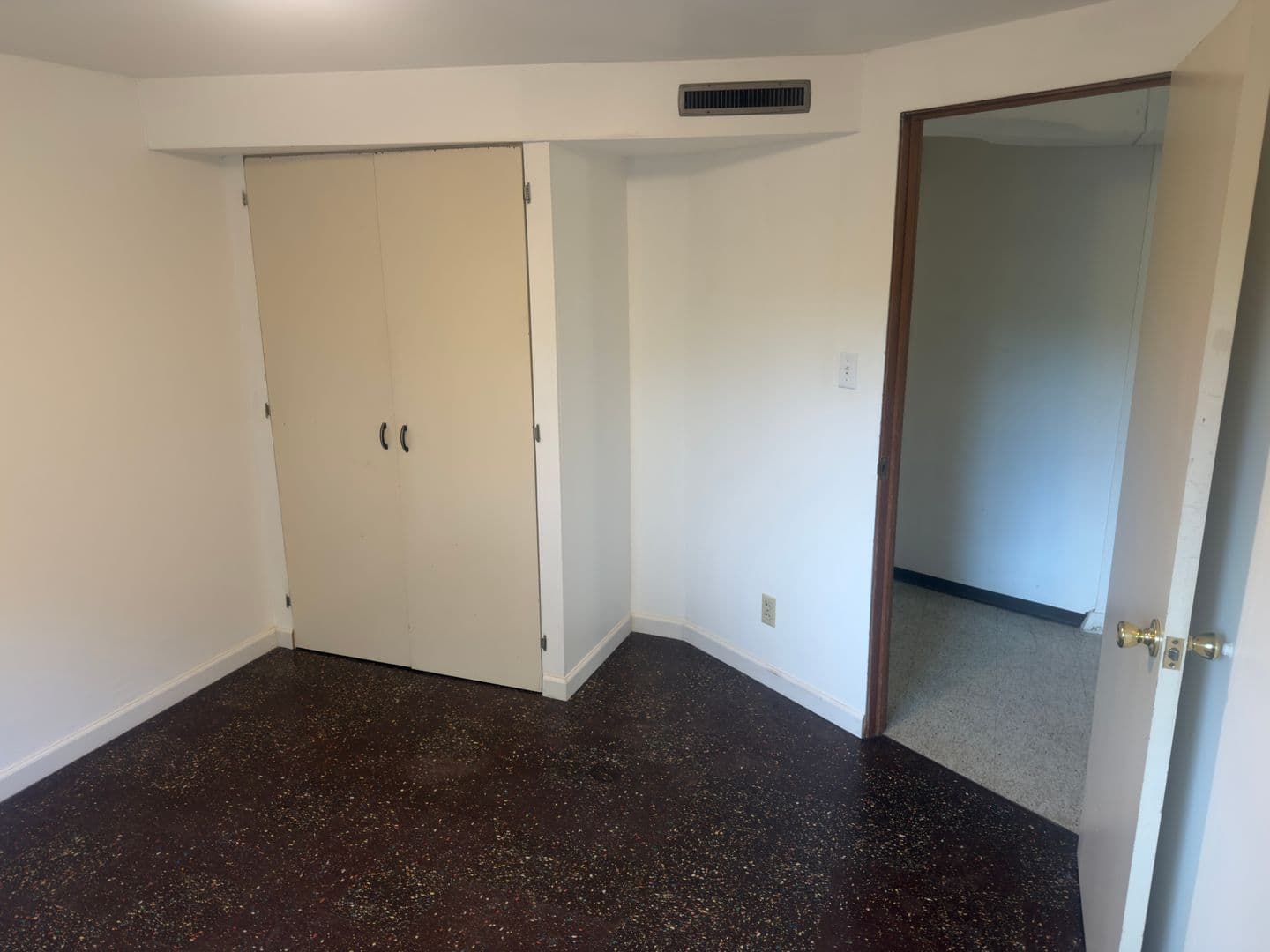 Portland Apartment: 3848 - 3850 SW Marigold Street