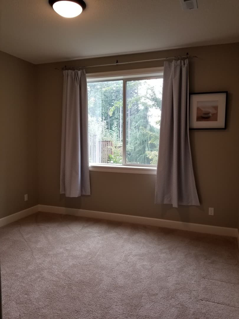 Portland House: 5671 NW 135th Avenue