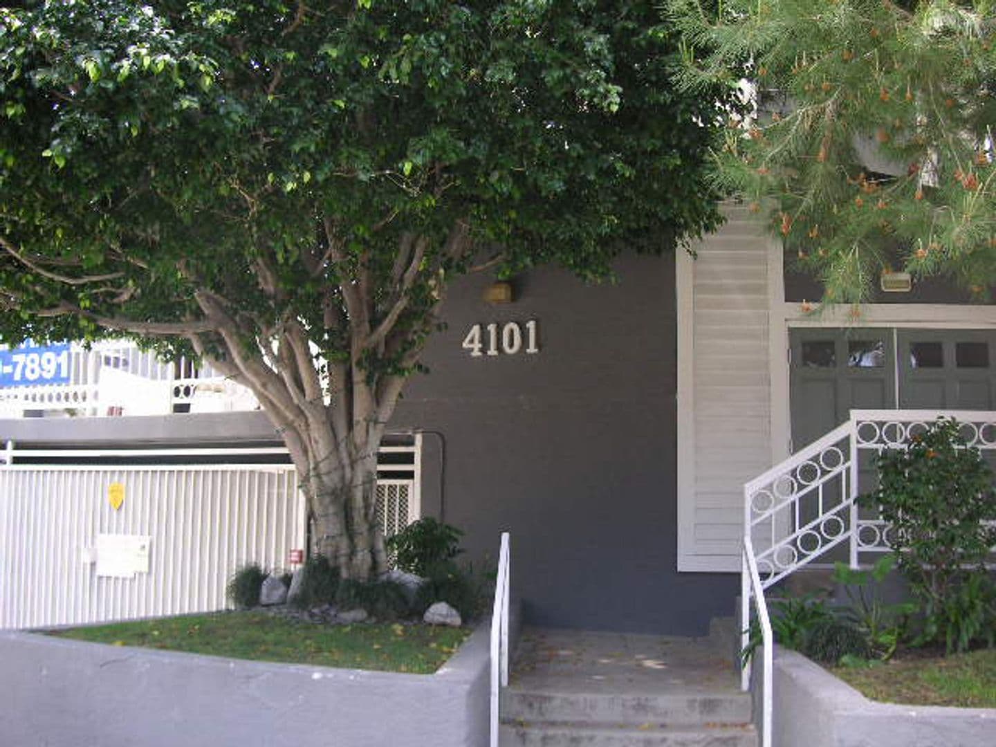 Studio City Apartment: 4101 Arch Drive