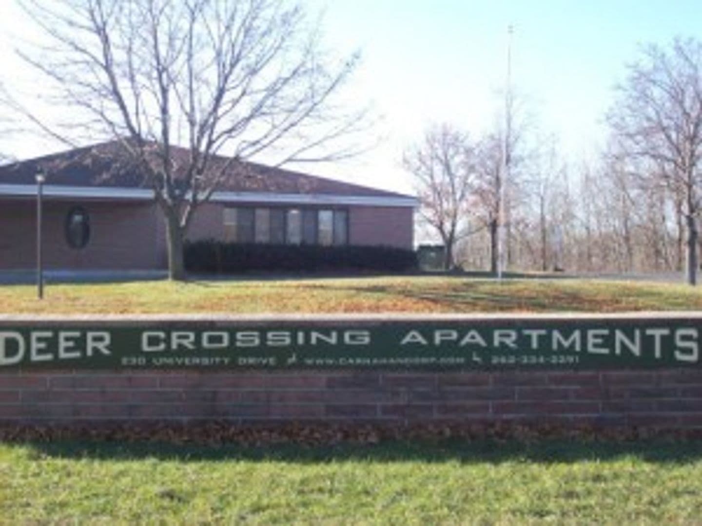 West Bend Apartment: 230 N. University Dr