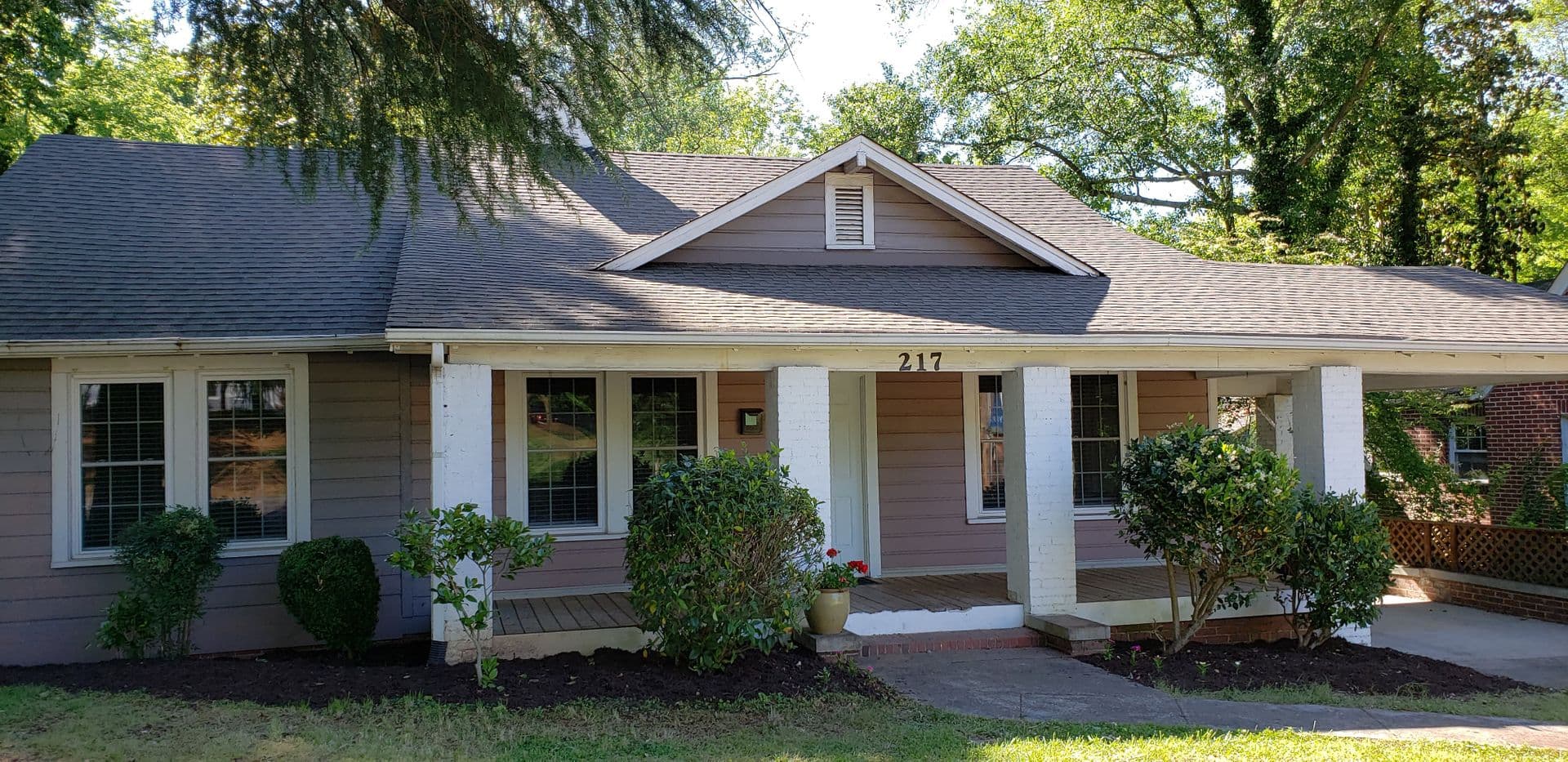 Rock Hill House: 217 Charlotte Ave