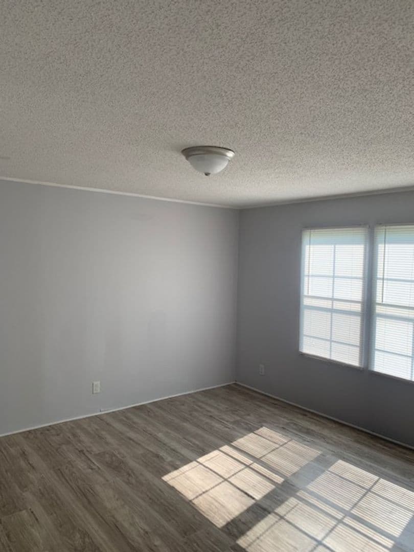 Spartanburg House: 259 Casual Drive