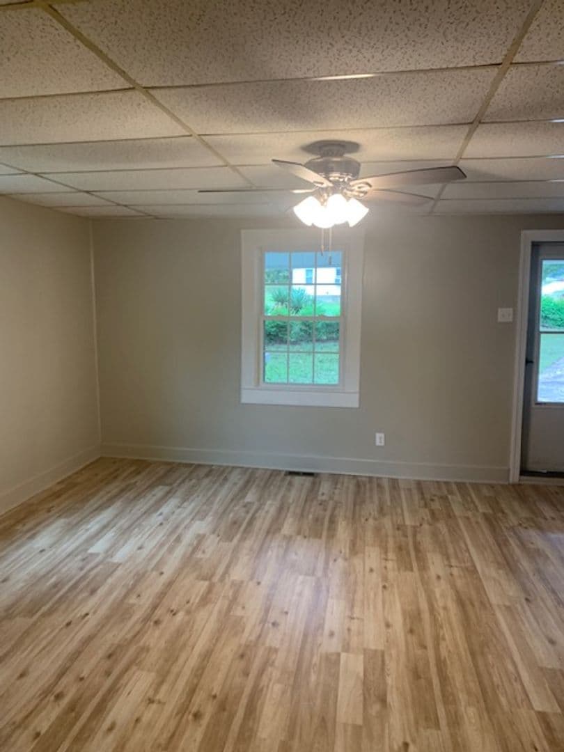 Jonesville House: 303 Knitting Mill Street