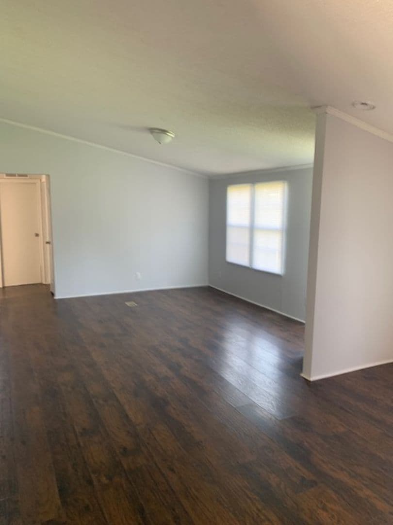 Spartanburg House: 259 Casual Drive
