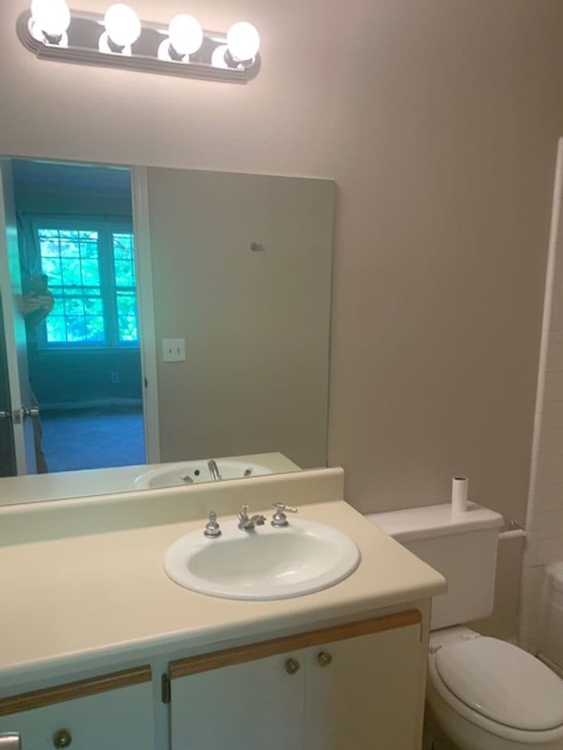 Spartanburg Townhome: 28 Summercreek Drive
