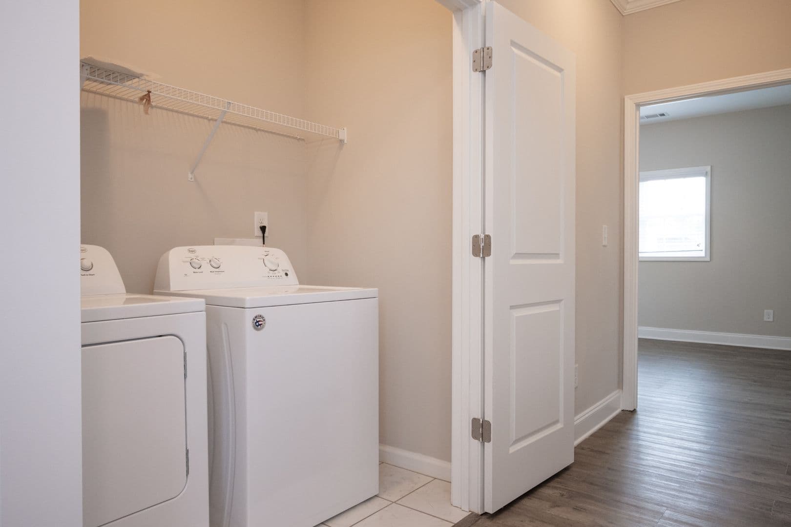 Athens Apartment: 90 Woodsong Ave