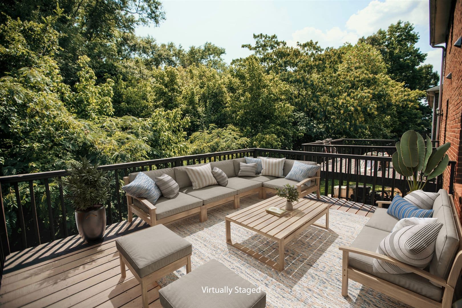 Athens Apartment: 245 Pineview Drive