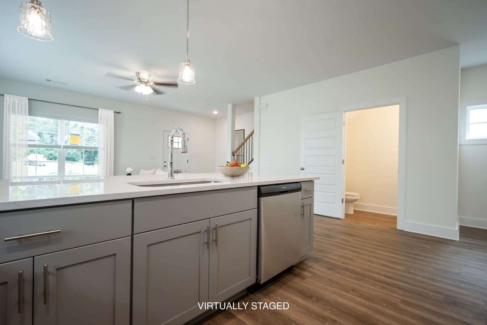 Athens Townhome: 215 Ruth St