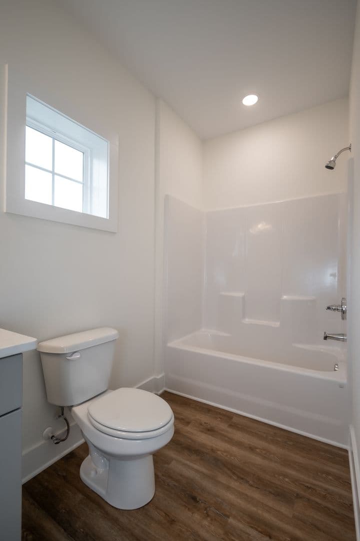 Athens Townhome: 215 Ruth St