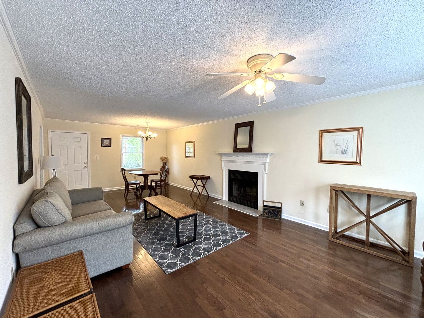 Athens Apartment: 210 Whitehall Road
