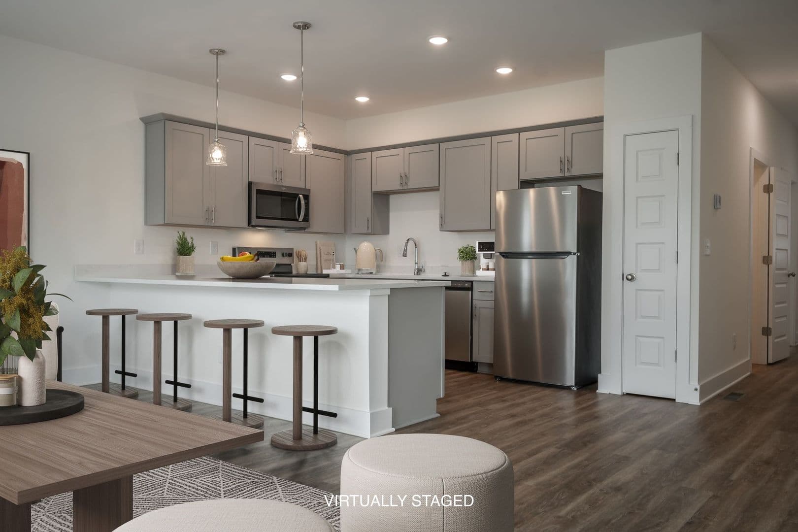 Athens Townhome: 215 Ruth St