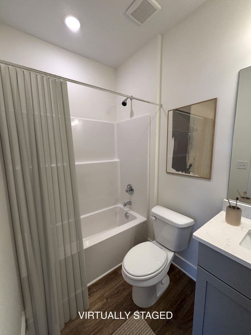 Athens Townhome: 215 Ruth St