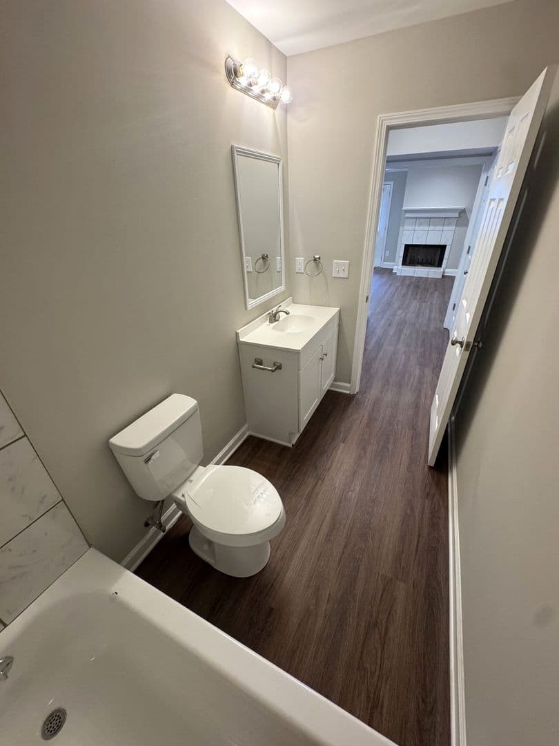 Athens House: 620 Pinecrest Dr