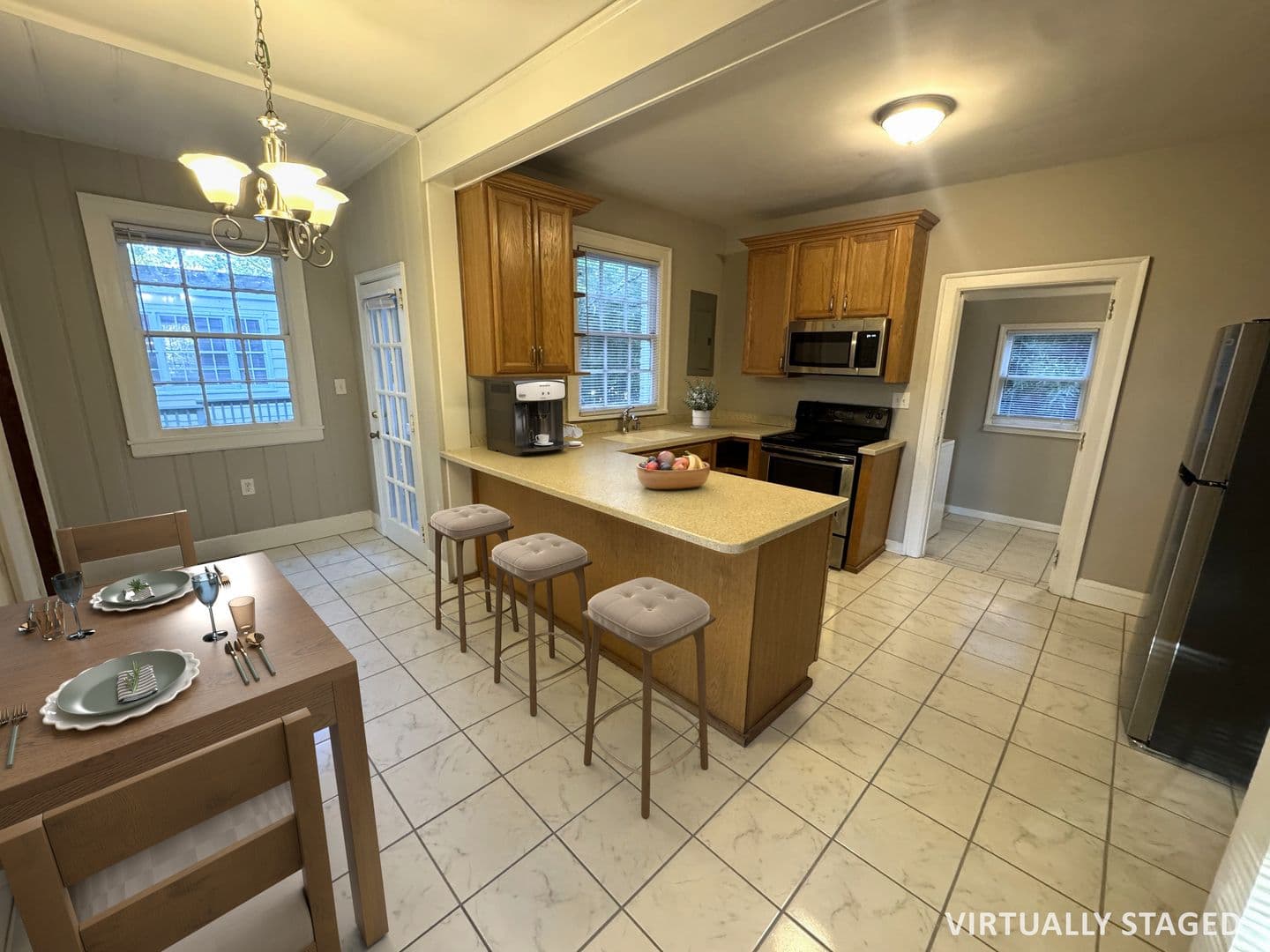 Athens House: 1020 Cherry Hills Court