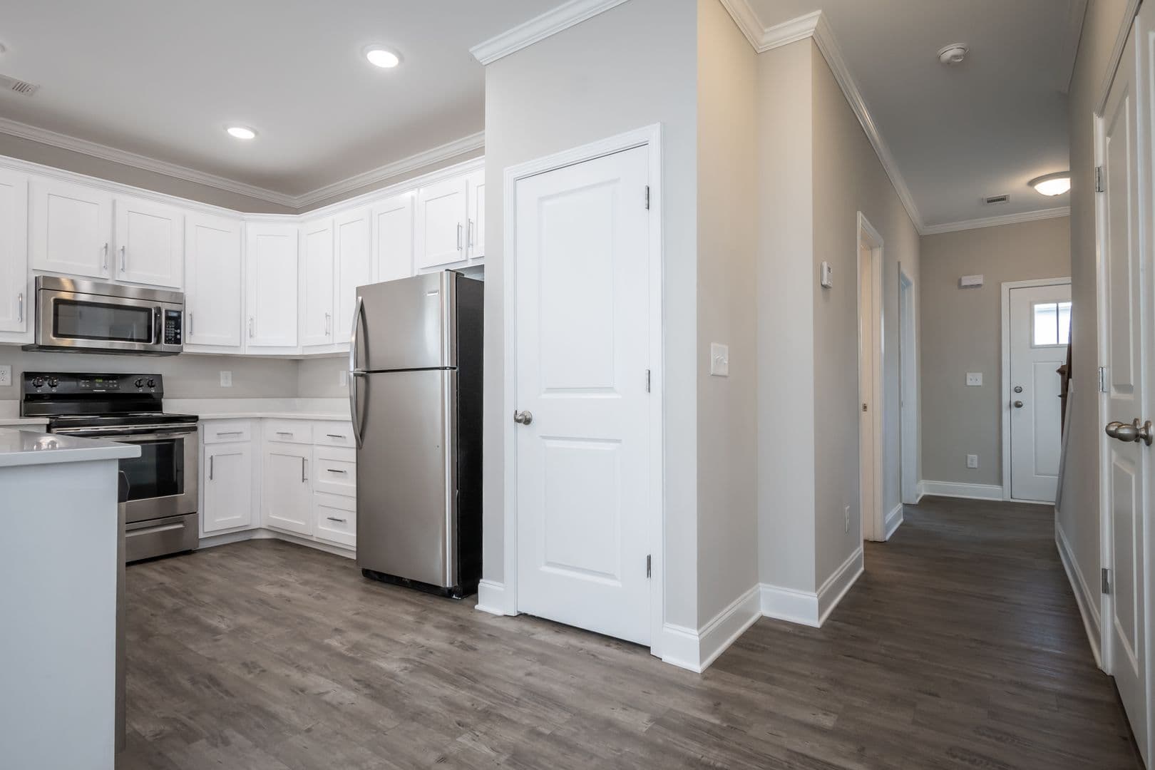 Athens Apartment: 90 Woodsong Ave