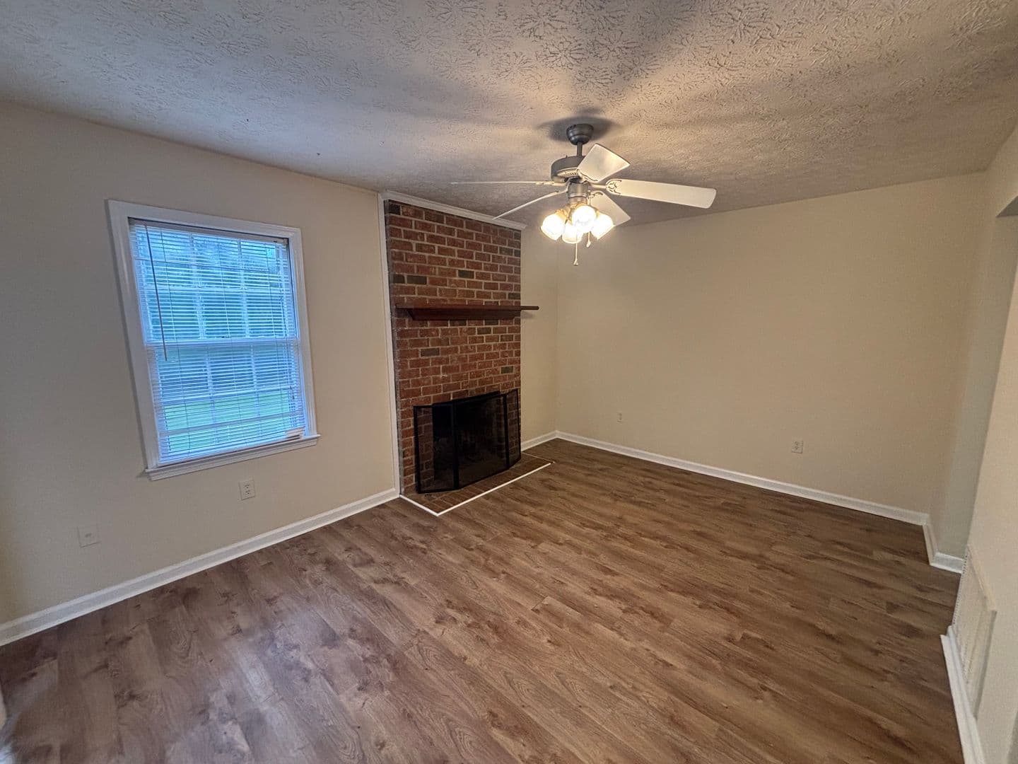 Athens Apartment: 270/272 Sleepy Creek Dr