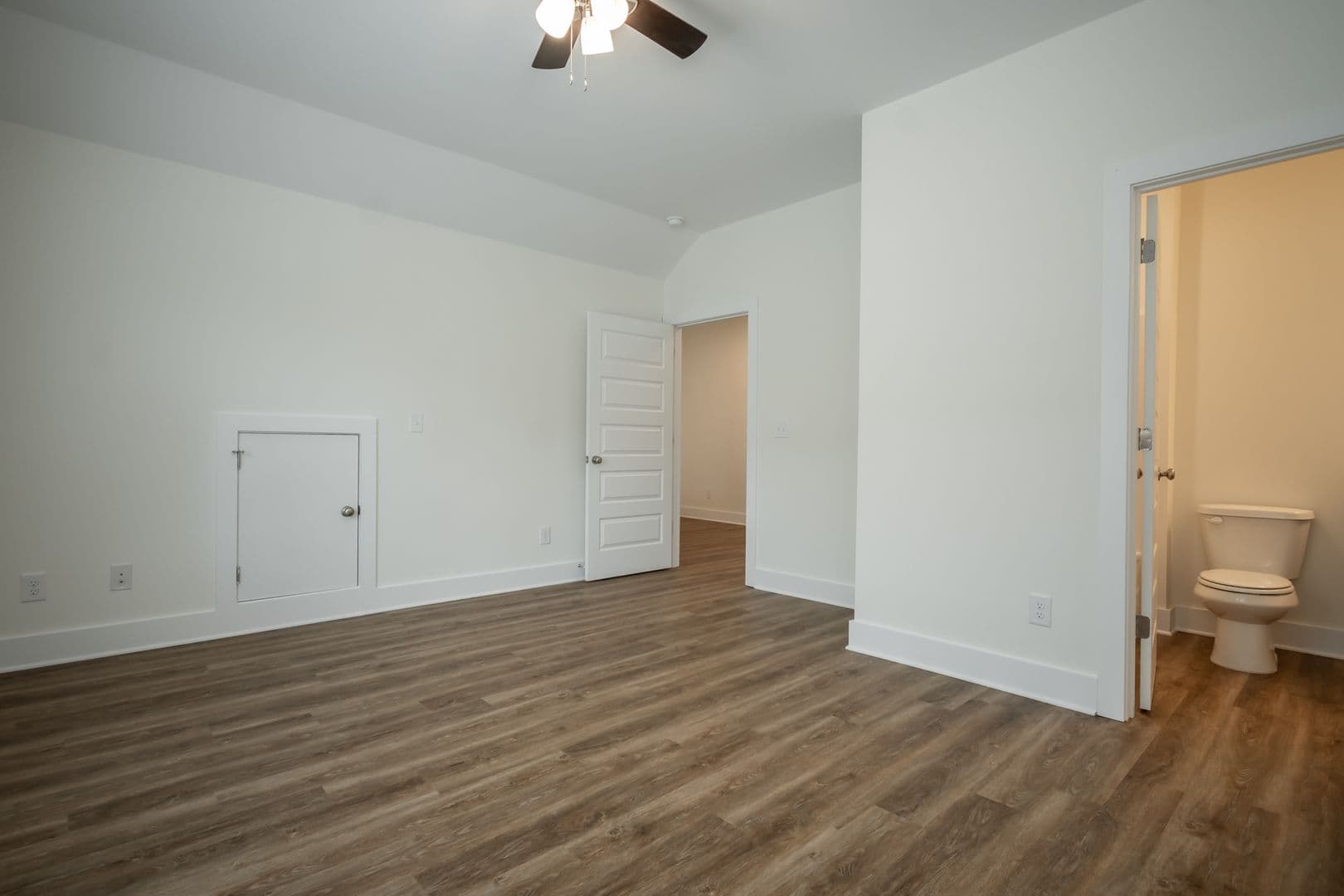 Athens Townhome: 215 Ruth St