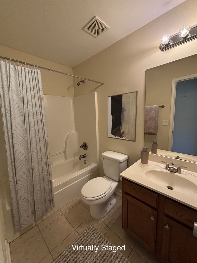Athens House: 100 Pineview Ct