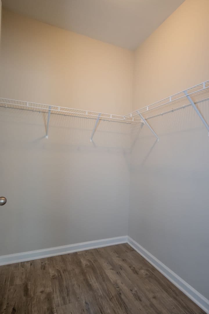 Athens Apartment: 90 Woodsong Ave