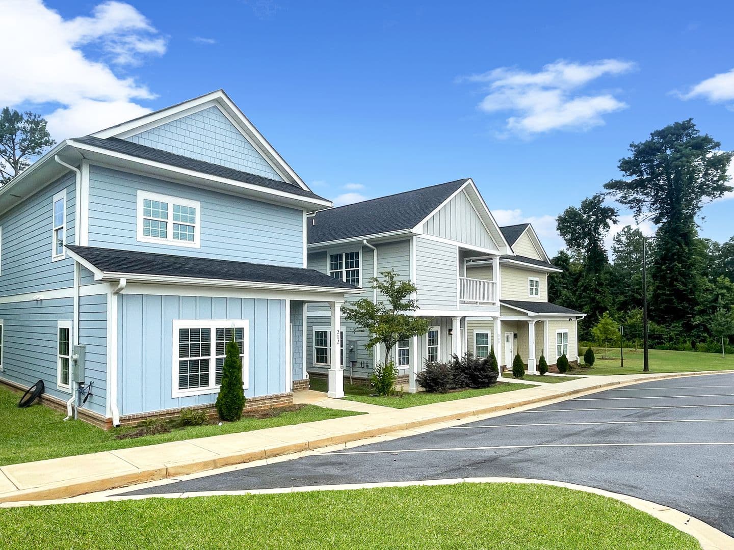 Athens Apartment: 90 Woodsong Ave