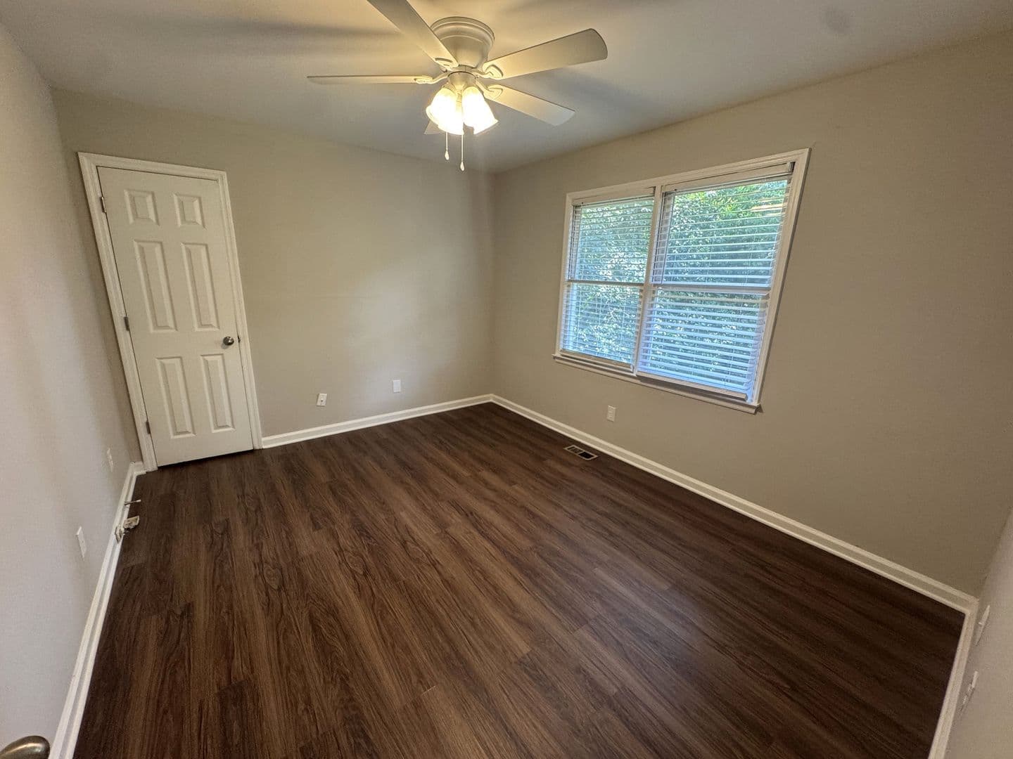 Athens House: 620 Pinecrest Dr
