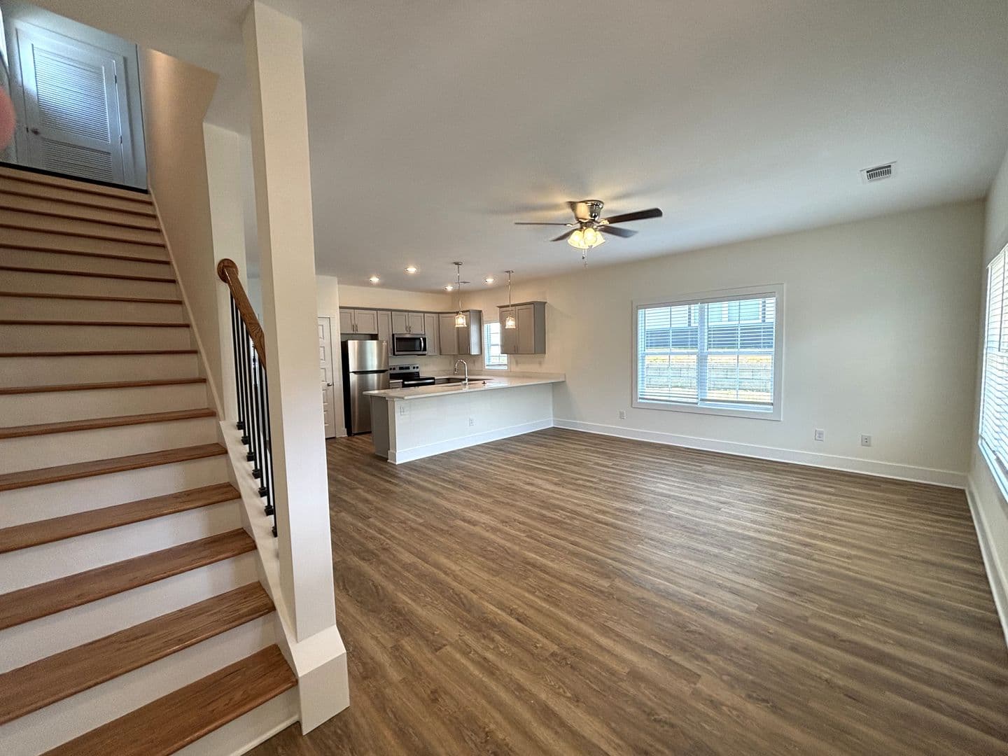 Athens Townhome: 215 Ruth St