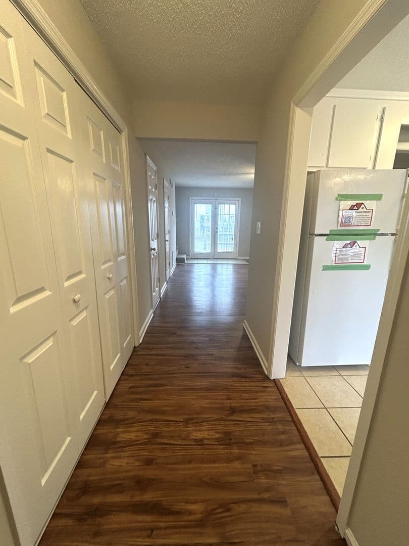 Athens Apartment: 127 Barrington Drive