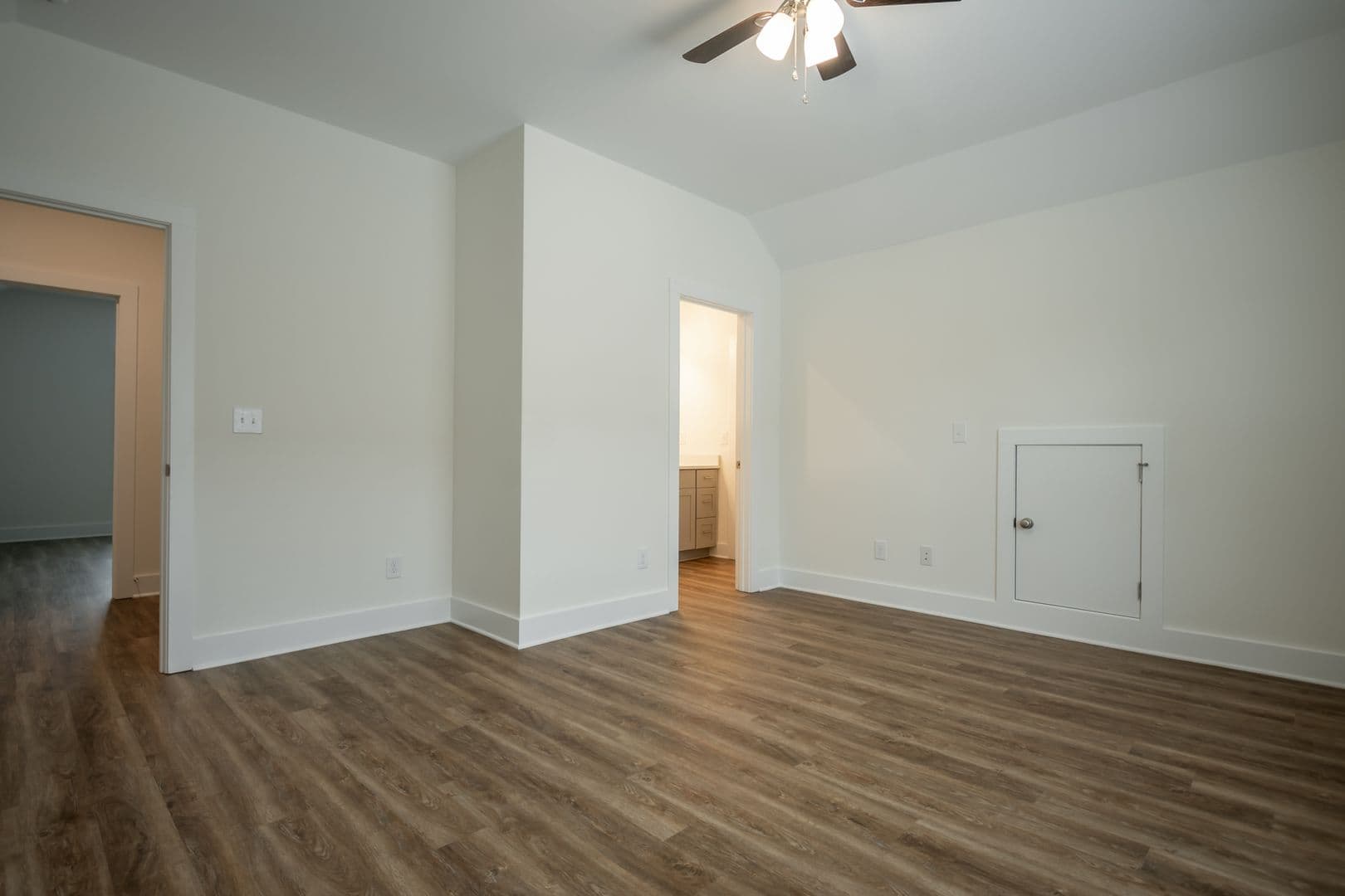 Athens Townhome: 215 Ruth St