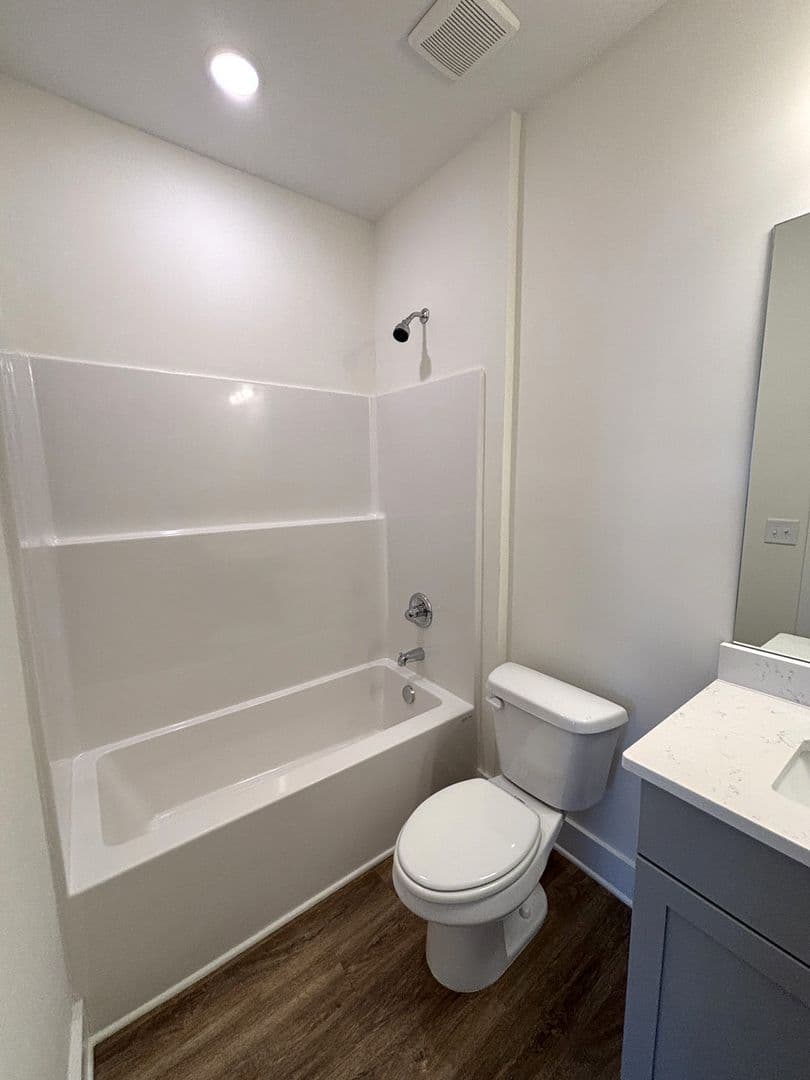 Athens Townhome: 215 Ruth St