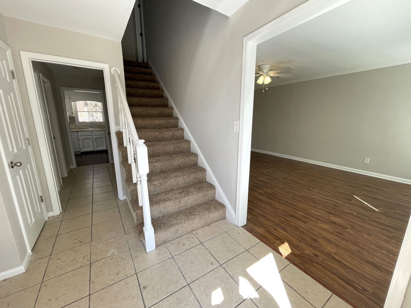 Athens House: 125 Hardin Dr