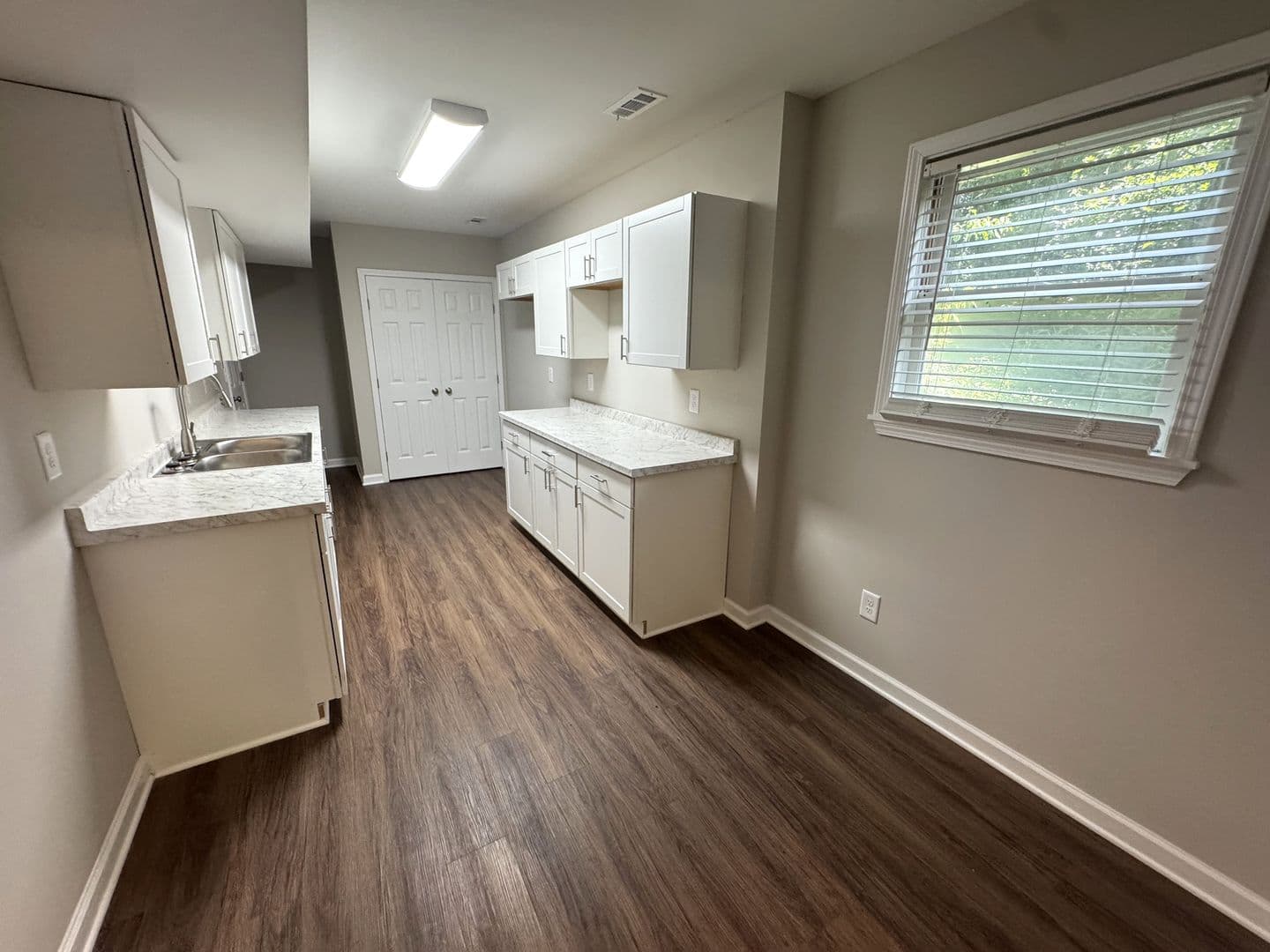 Athens House: 620 Pinecrest Dr