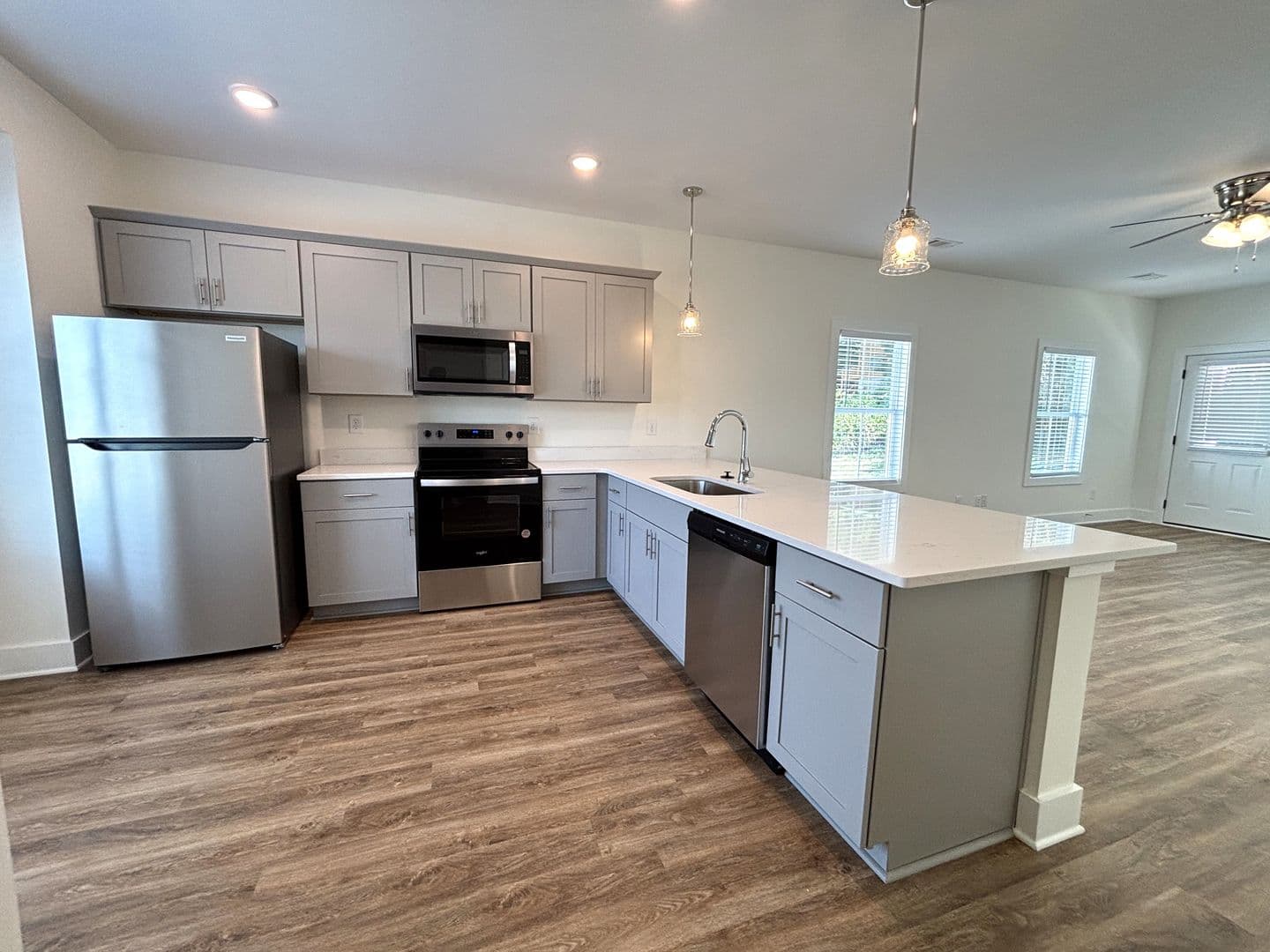 Athens Townhome: 215 Ruth St