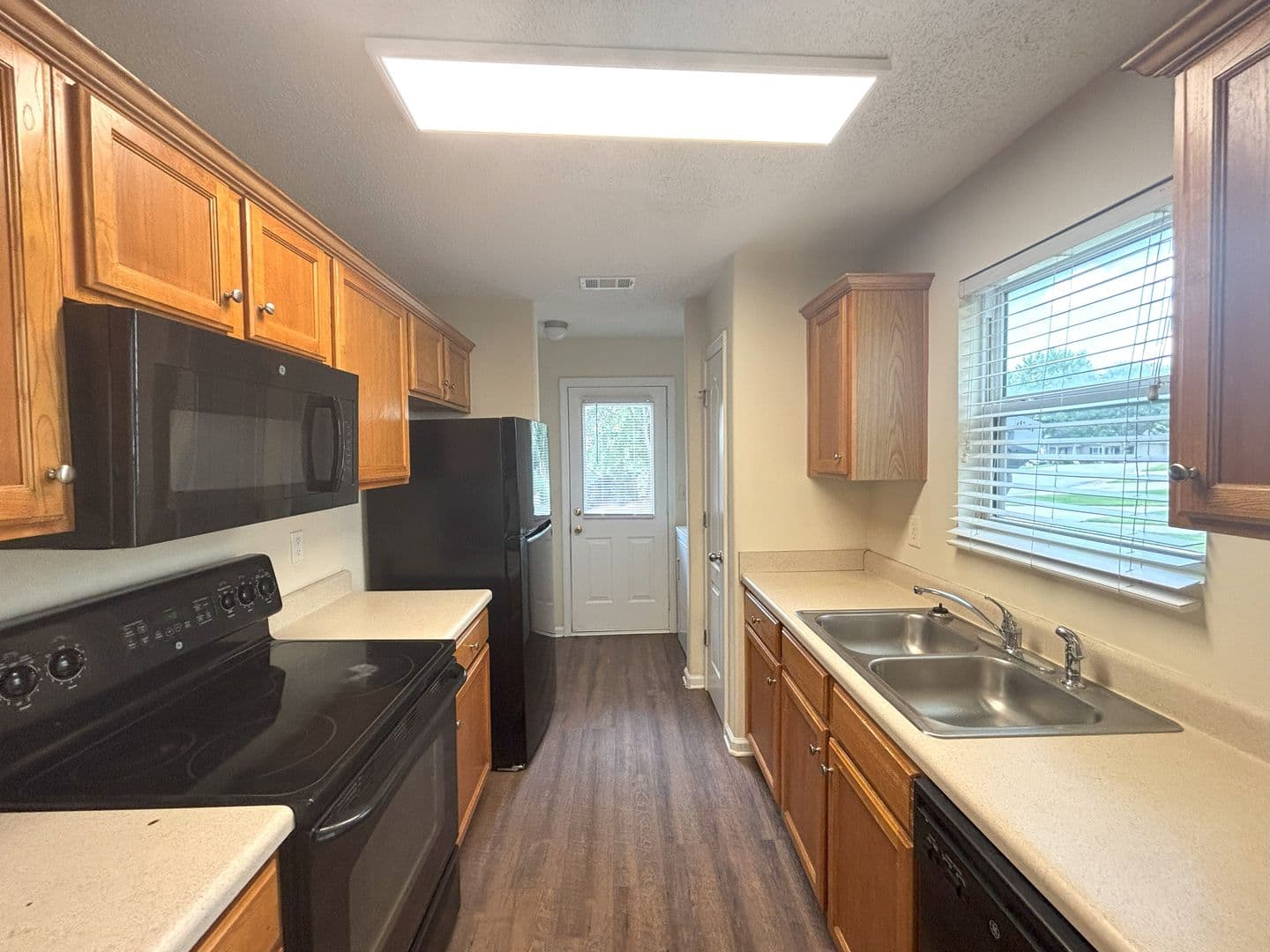 Athens House: 261 Katydid Drive