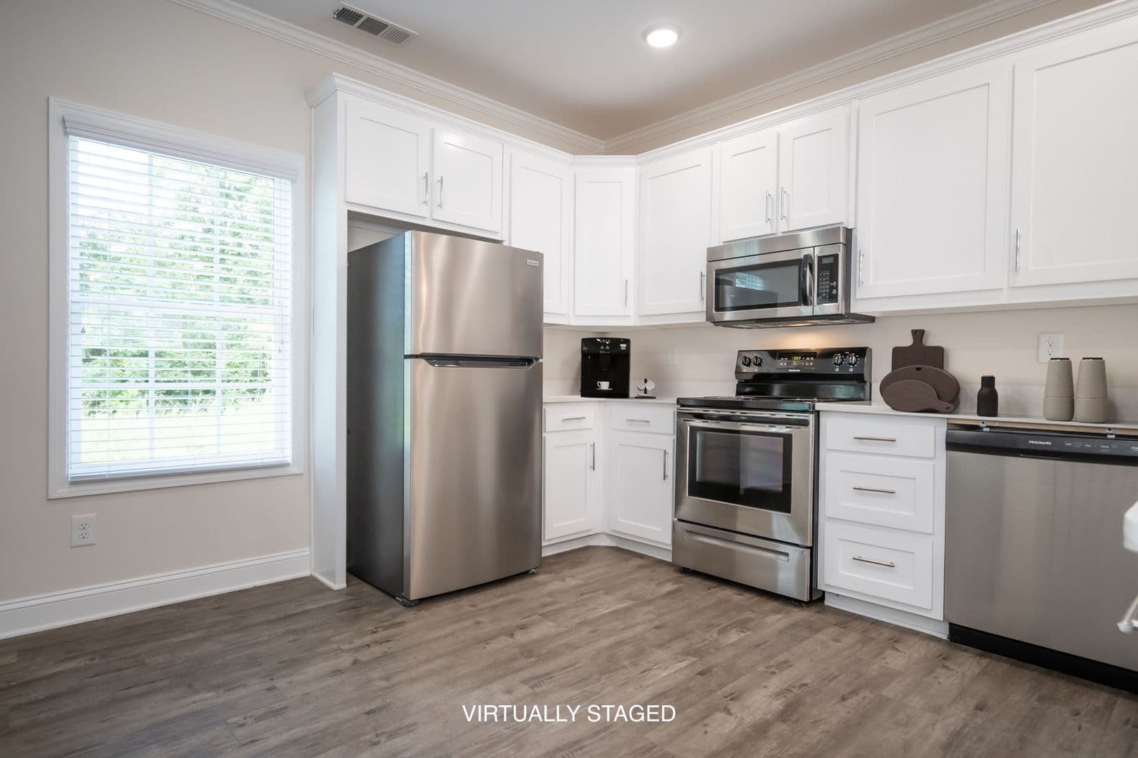 Athens Apartment: 90 Woodsong Ave