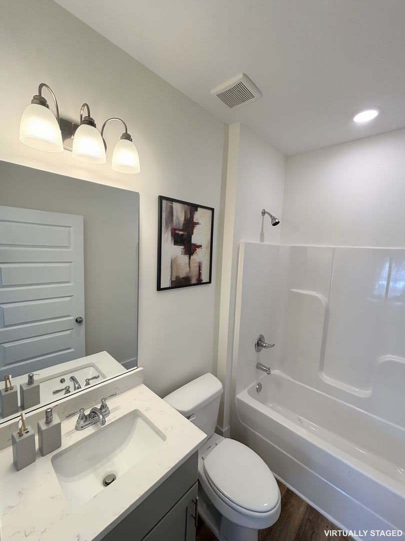 Athens Townhome: 215 Ruth St