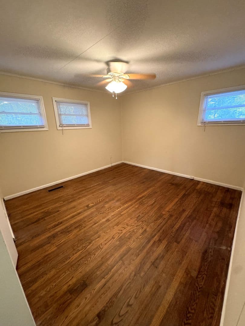 Athens House: 125 Habersham Dr