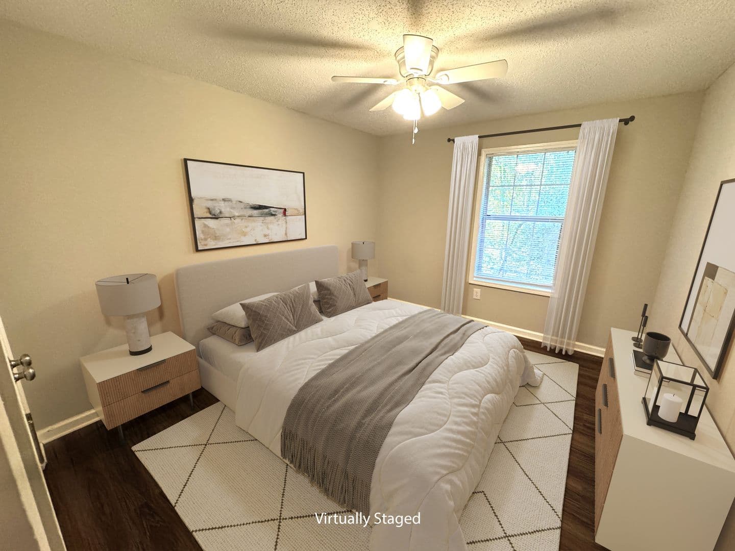 Athens Apartment: 245 Pineview Drive