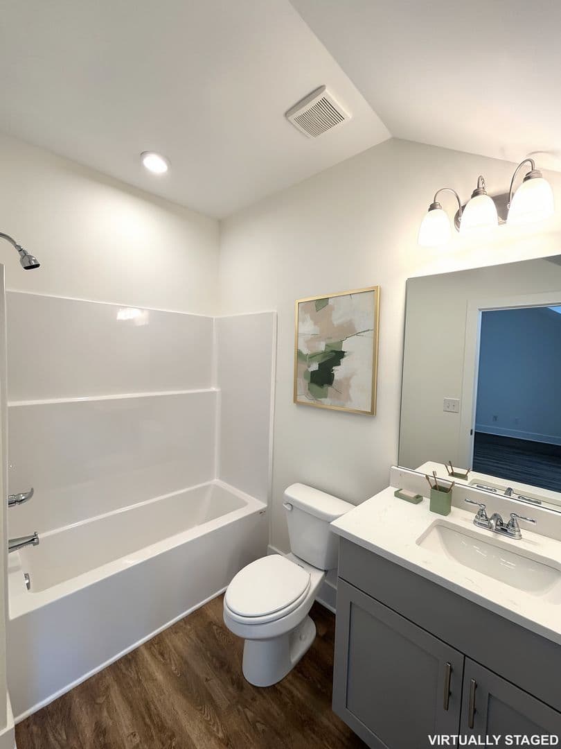 Athens Townhome: 215 Ruth St