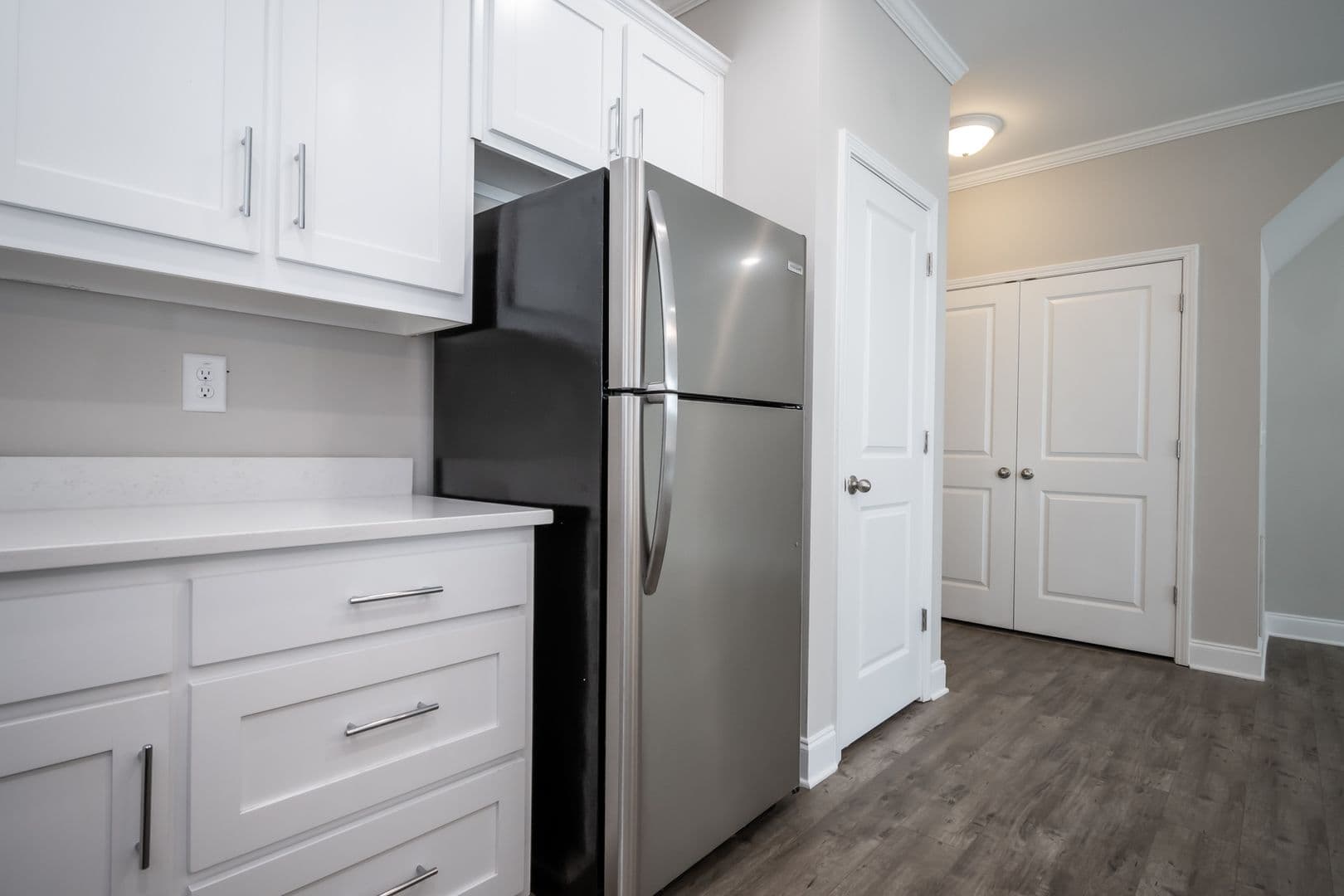Athens Apartment: 90 Woodsong Ave