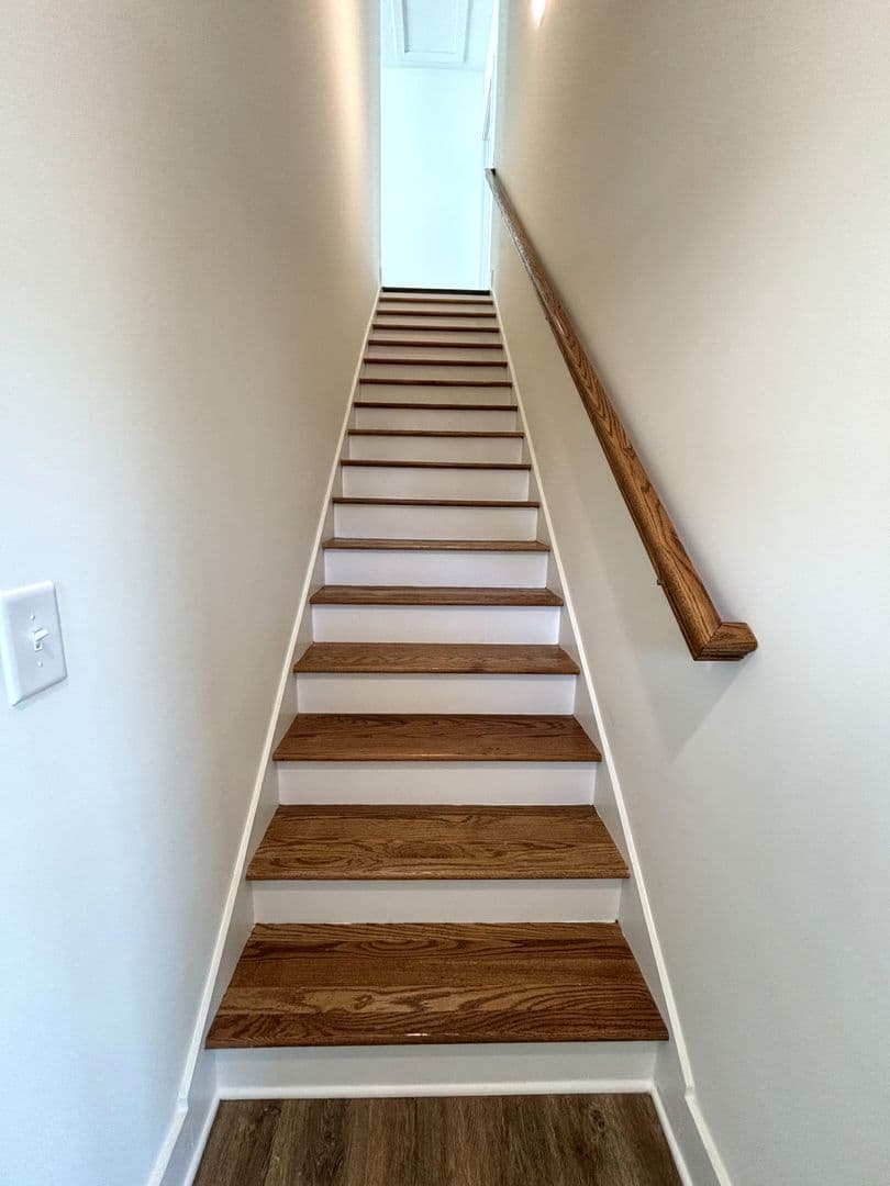 Athens Townhome: 215 Ruth St