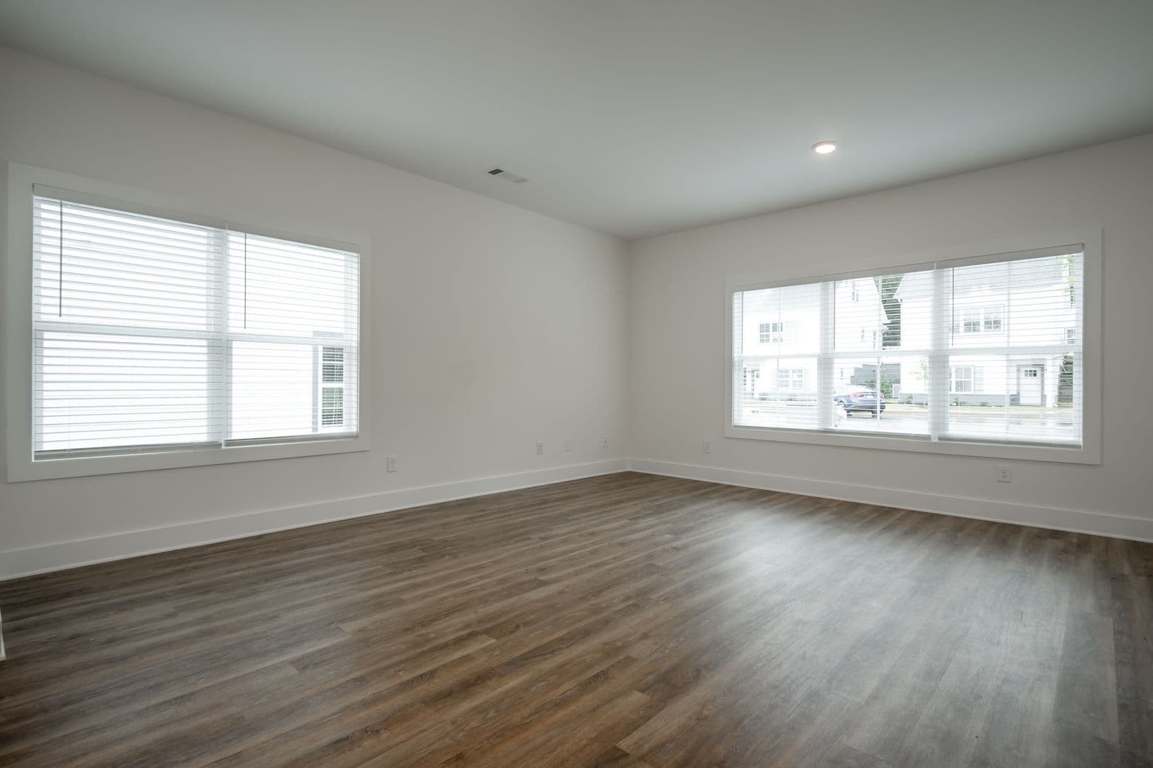 Athens Townhome: 215 Ruth St