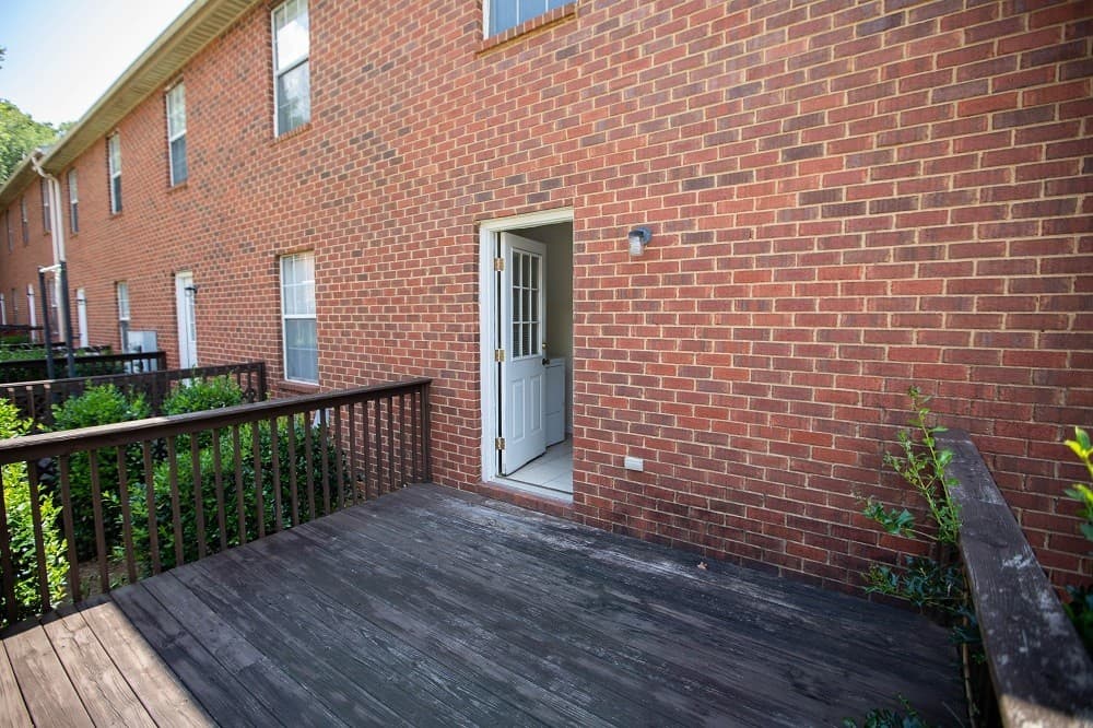 Athens Apartment: 825 Gaines School Road
